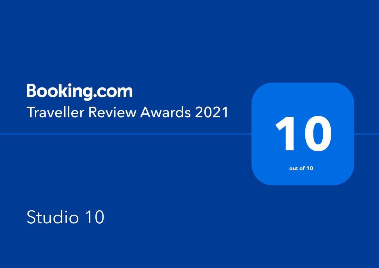 Studio 10 Buşteni Εξωτερικό φωτογραφία