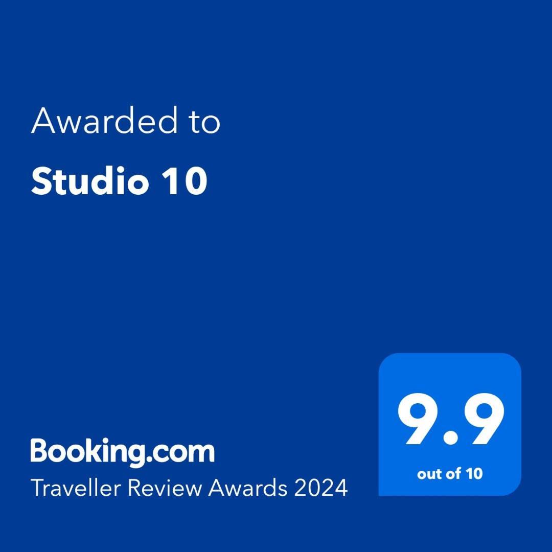Studio 10 Buşteni Εξωτερικό φωτογραφία