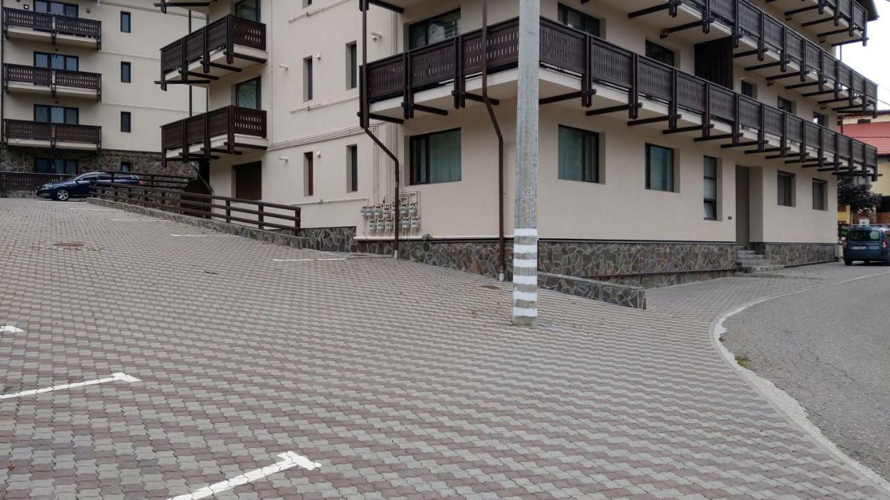 Studio 10 Buşteni Εξωτερικό φωτογραφία